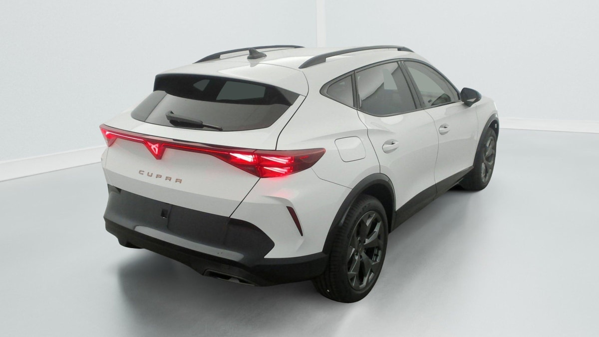 CUPRA FORMENTOR 1.5 ETSI HYBRID 150 CH DSG7 V