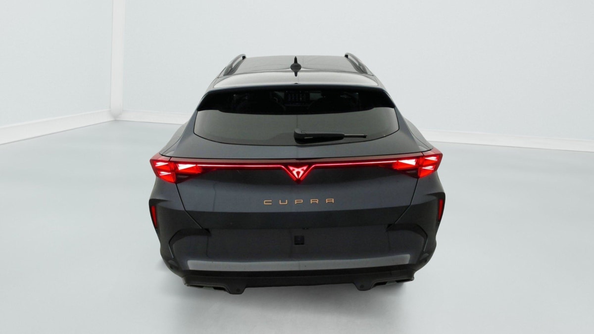 CUPRA FORMENTOR 1.5 ETSI HYBRID 150 CH DSG7 V