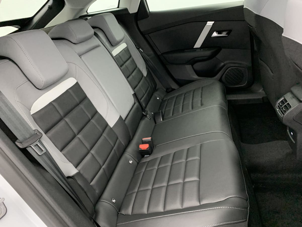 CITROEN C4 Hybride 145 e-DCS6 Max