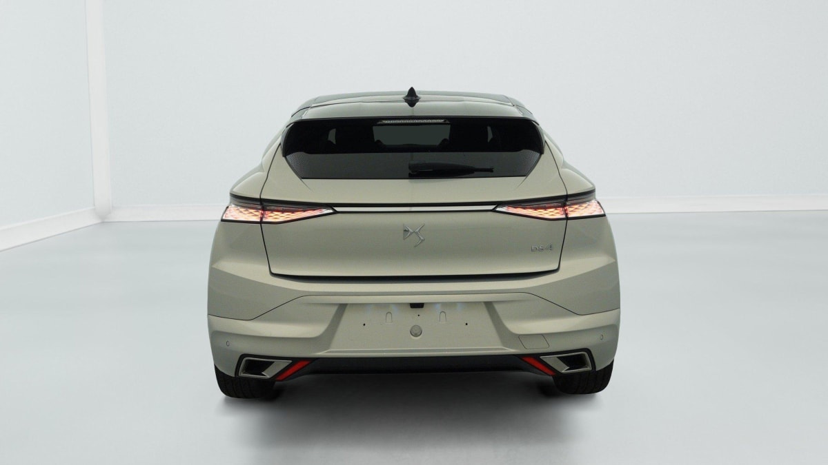 DS DS4 PureTech 130 EAT8 Rivoli