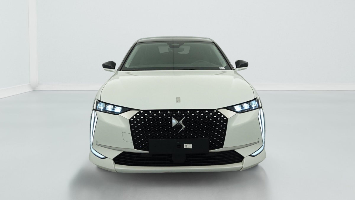 DS DS4 PureTech 130 EAT8 Rivoli