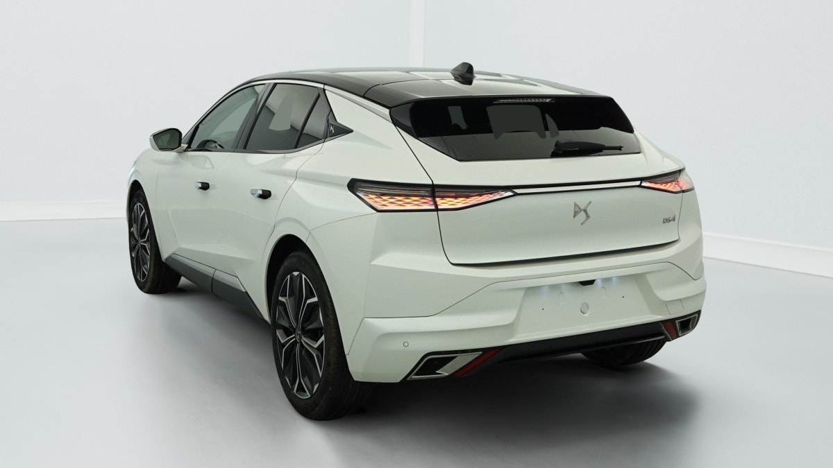 DS DS4 PureTech 130 EAT8 Rivoli