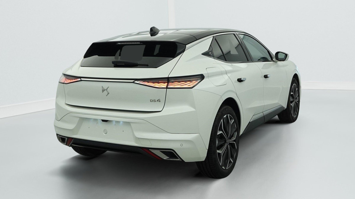 DS DS4 PureTech 130 EAT8 Rivoli