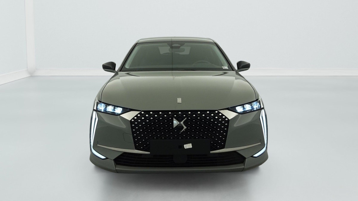DS DS4 PureTech 130 EAT8 Rivoli