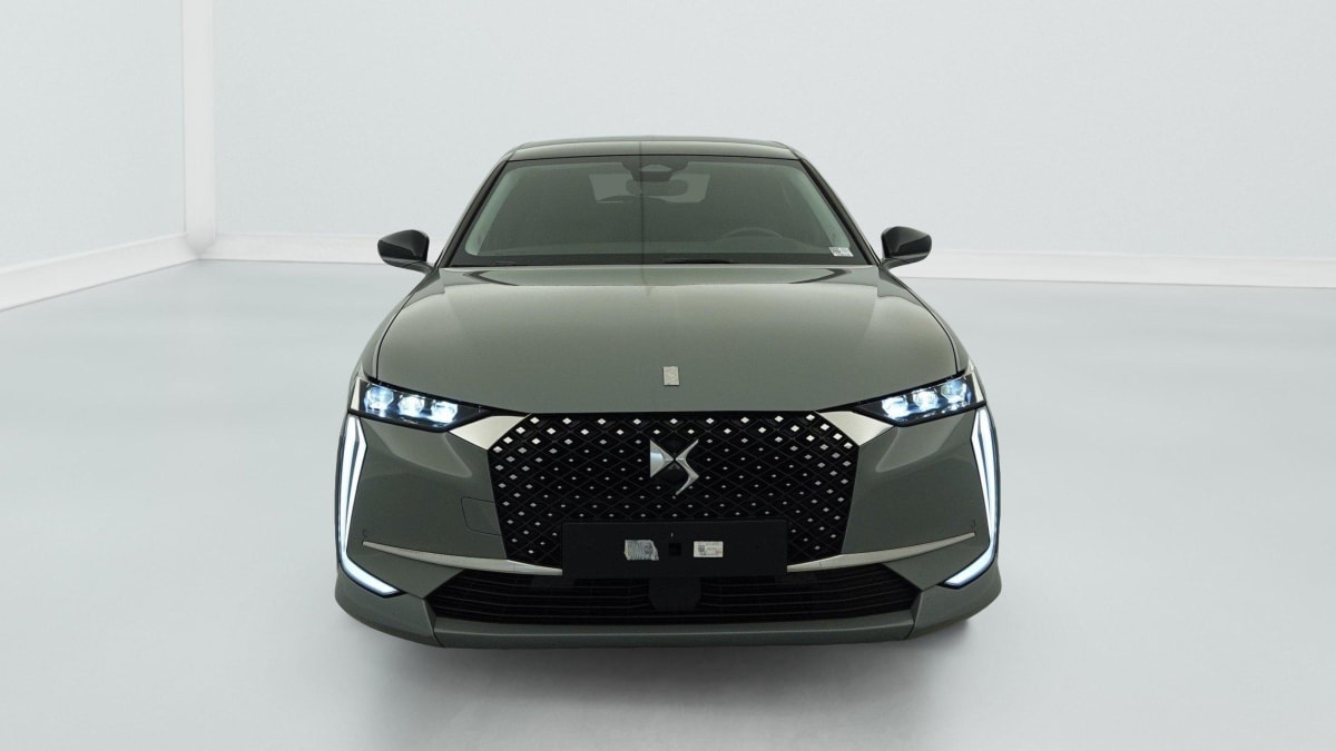 DS DS4 PureTech 130 EAT8 Rivoli