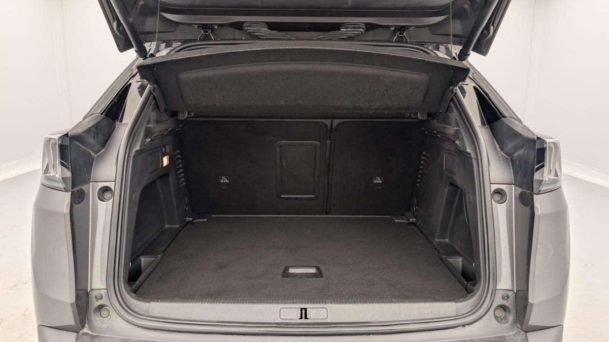 PEUGEOT 3008 PureTech 130ch BVM6 Allure Pack + Hayon motorisé + Pack Drive Assist