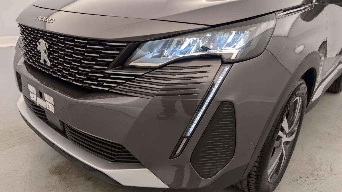 PEUGEOT 3008 PureTech 130ch BVM6 Allure Pack + Hayon motorisé + Pack Drive Assist