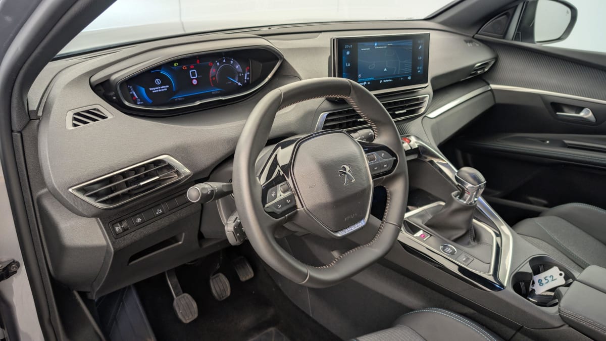 PEUGEOT 5008 PureTech 130ch S S BVM6 Allure Pack
