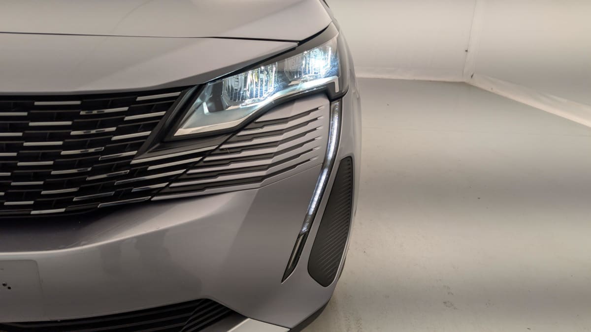 PEUGEOT 3008 Hybrid 136 e-DCS6 Allure Pack