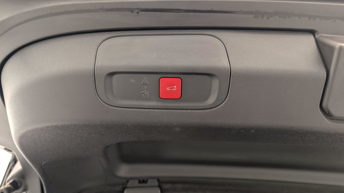 PEUGEOT 408 PHEV 180 e-EAT8 GT