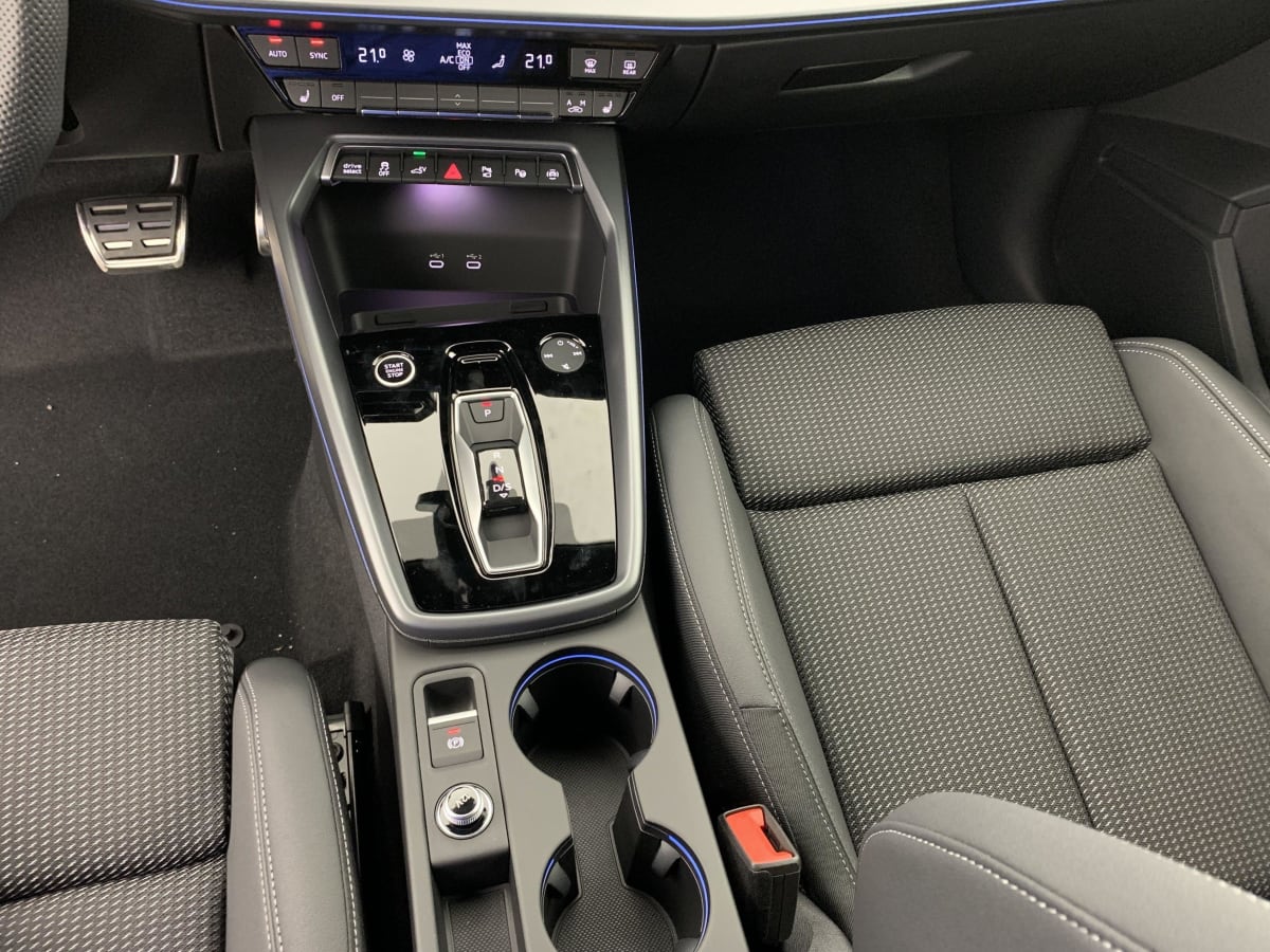 AUDI A3 SPORTBACK 45 TFSI E HYBRIDE RECHARGEABLE 272 S TRONIC 6 S LINE