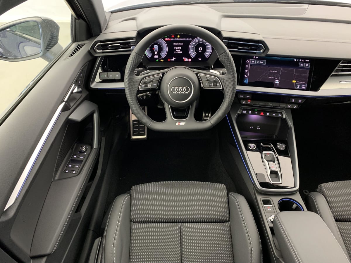 AUDI A3 SPORTBACK 45 TFSI E HYBRIDE RECHARGEABLE 272 S TRONIC 6 S LINE