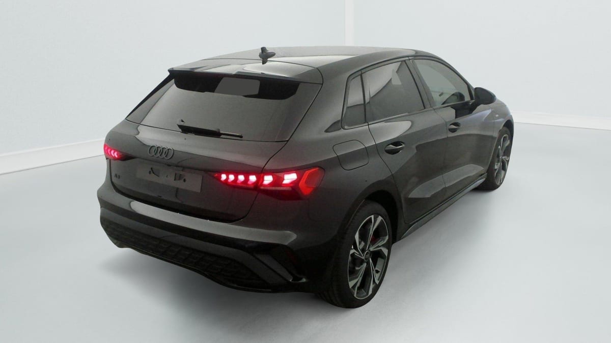 AUDI A3 SPORTBACK 45 TFSI E HYBRIDE RECHARGEABLE 272 S TRONIC 6 S LINE