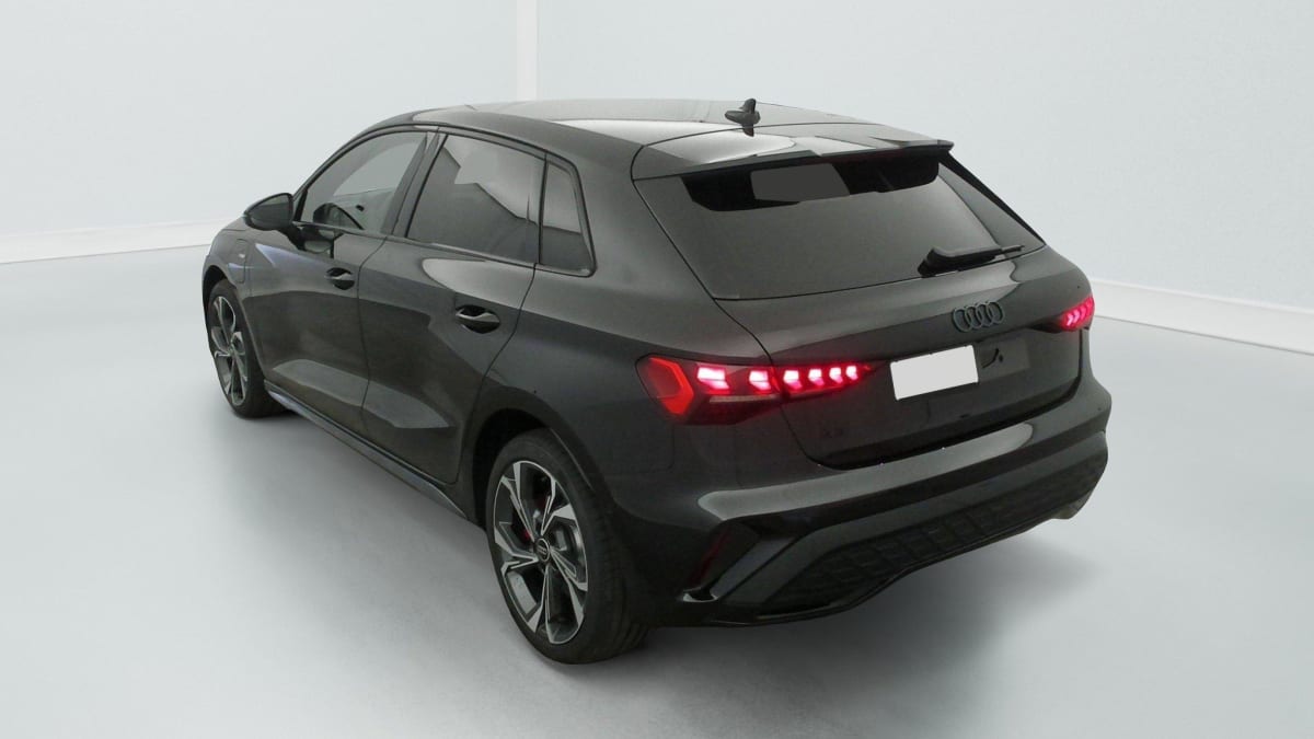 AUDI A3 SPORTBACK 45 TFSI E HYBRIDE RECHARGEABLE 272 S TRONIC 6 S LINE