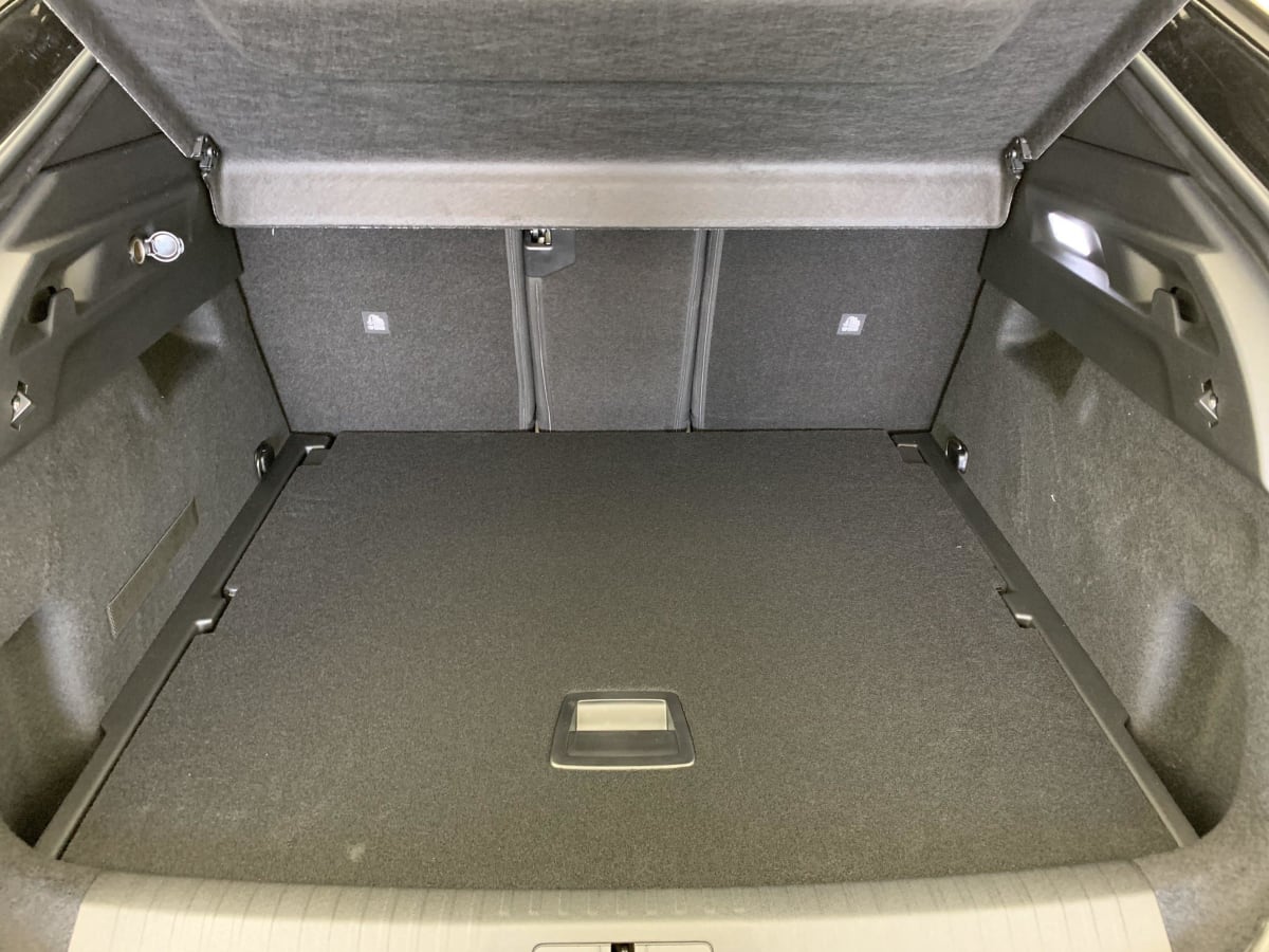 PEUGEOT 3008 Hybrid 145 e-DCS6 GT