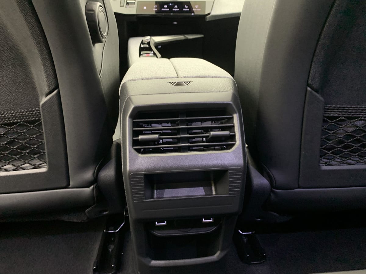 PEUGEOT 3008 Hybrid 145 e-DCS6 GT