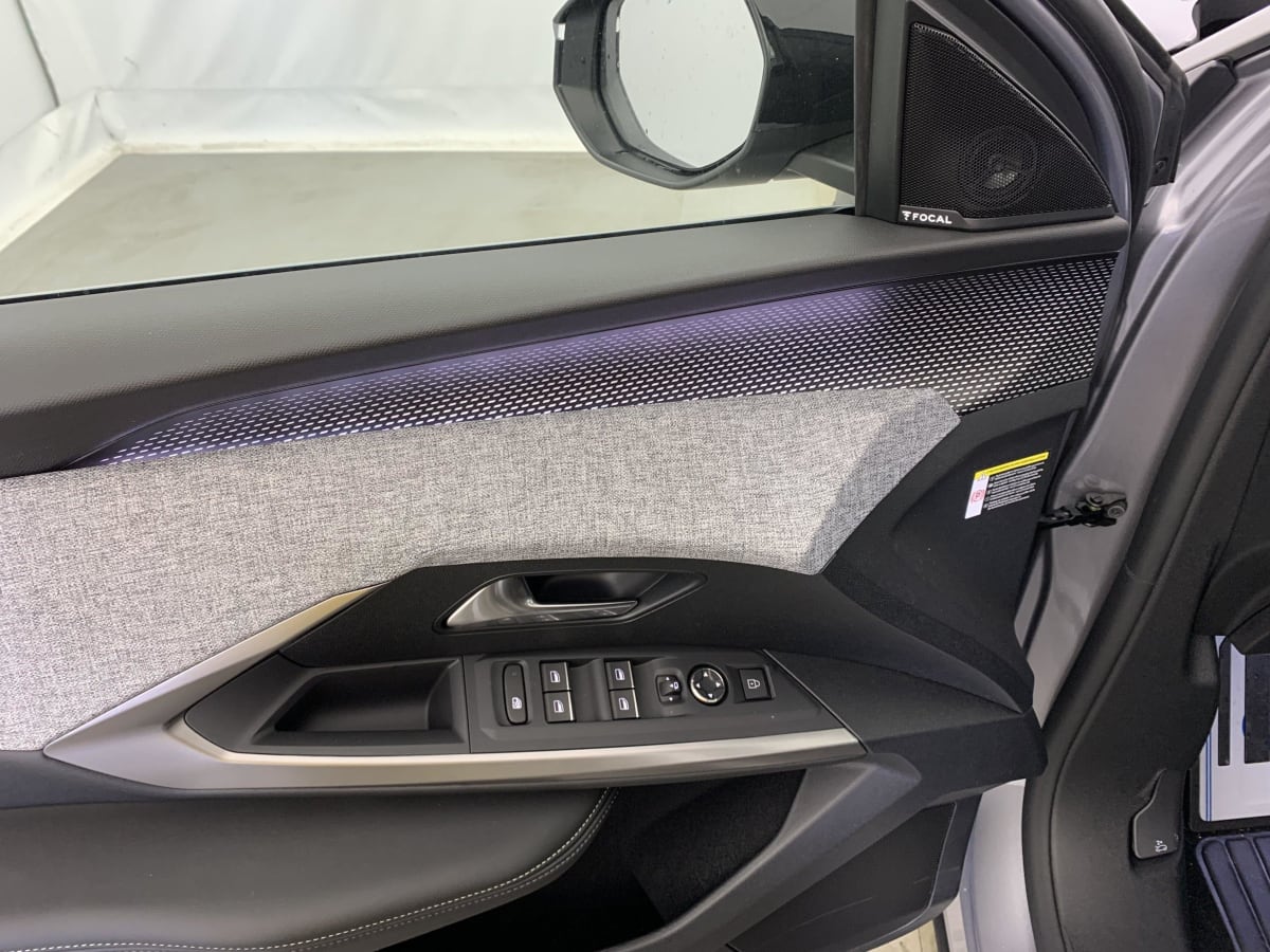 PEUGEOT 3008 Hybrid 145 e-DCS6 GT