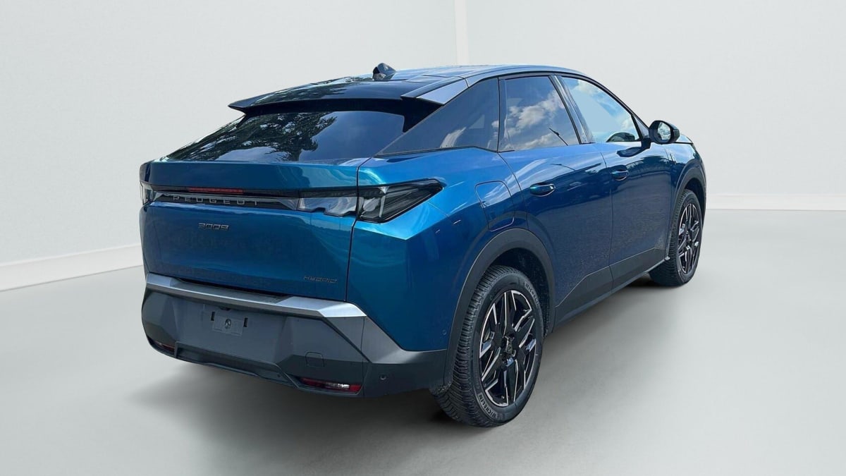 PEUGEOT 3008 Hybrid 145 e-DCS6 GT