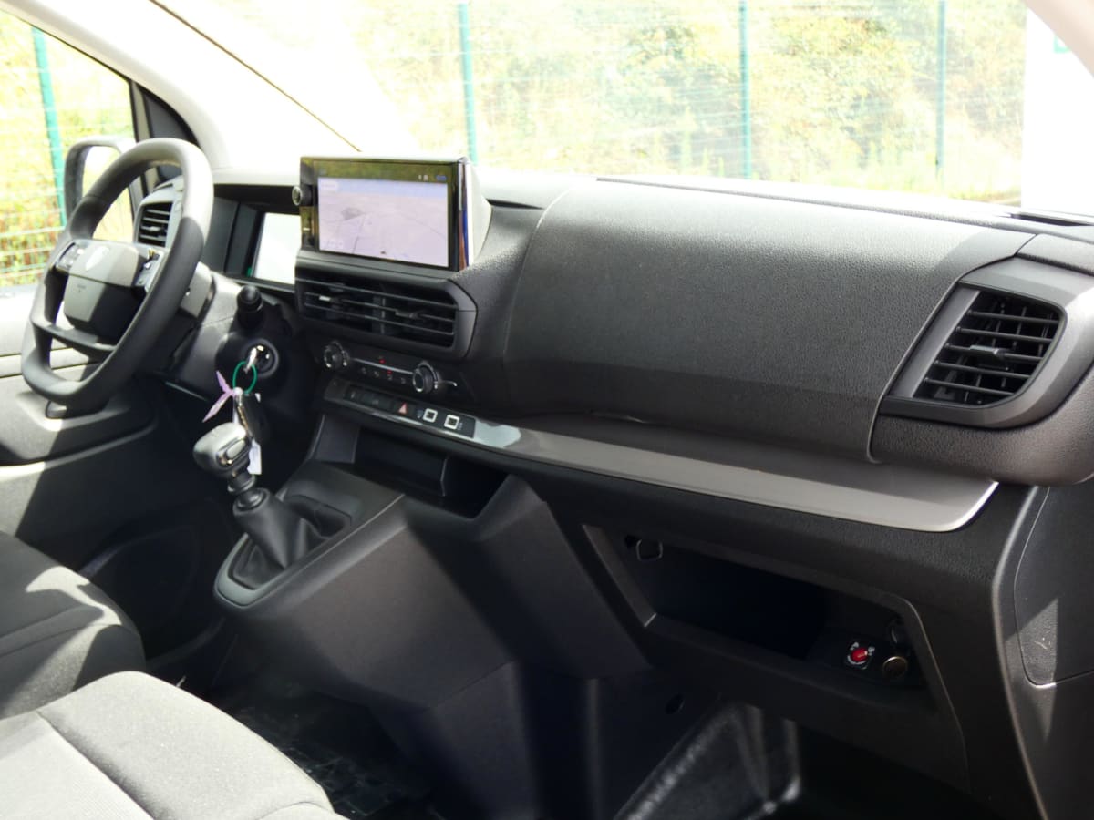 PEUGEOT EXPERT FOURGON M BLUEHDI 120 S S BVM6 + Pack Connectivité