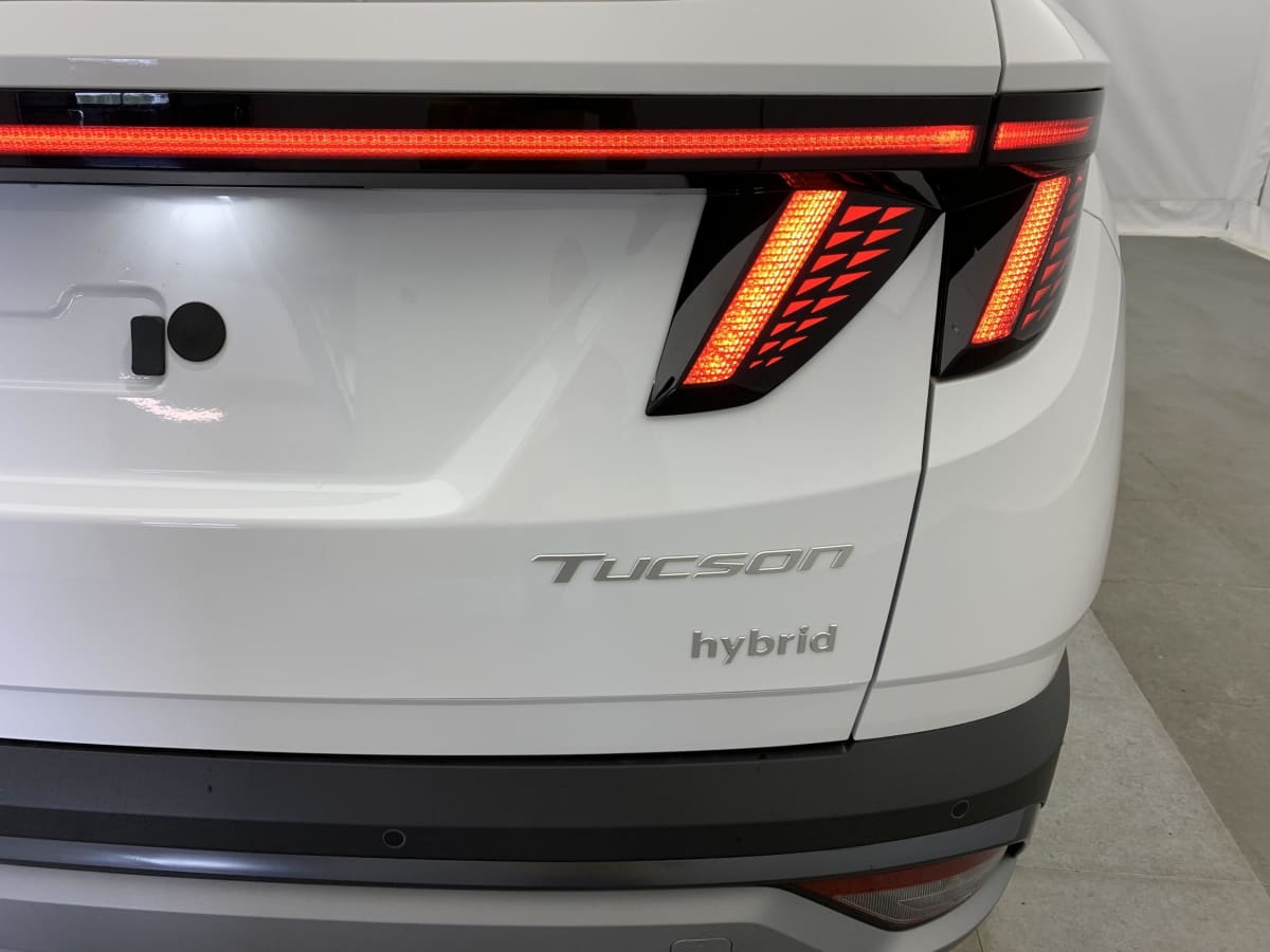HYUNDAI TUCSON 1.6 T-GDI 215 Hybrid BVA6 Creative + Toit ouvrant + Sièges chauffants