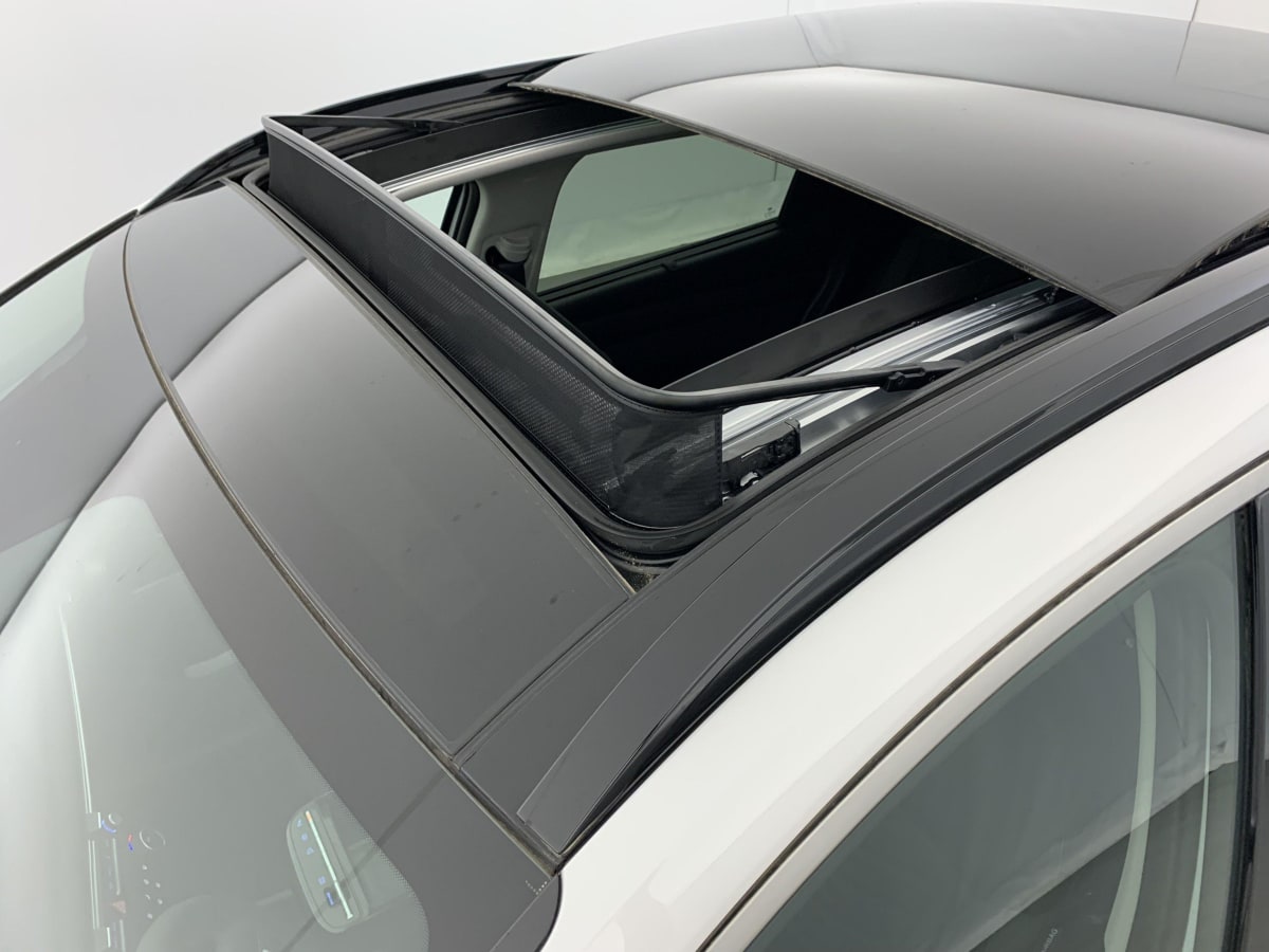 HYUNDAI TUCSON 1.6 T-GDI 215 Hybrid BVA6 Creative + Toit ouvrant + Sièges chauffants