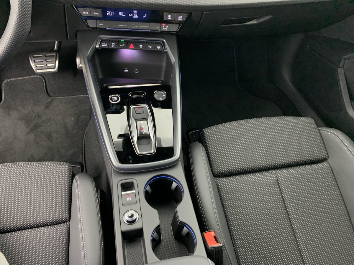 AUDI A3 ALLSTREET TFSI e Hybride rechargeable 204 S tronic 6 Design