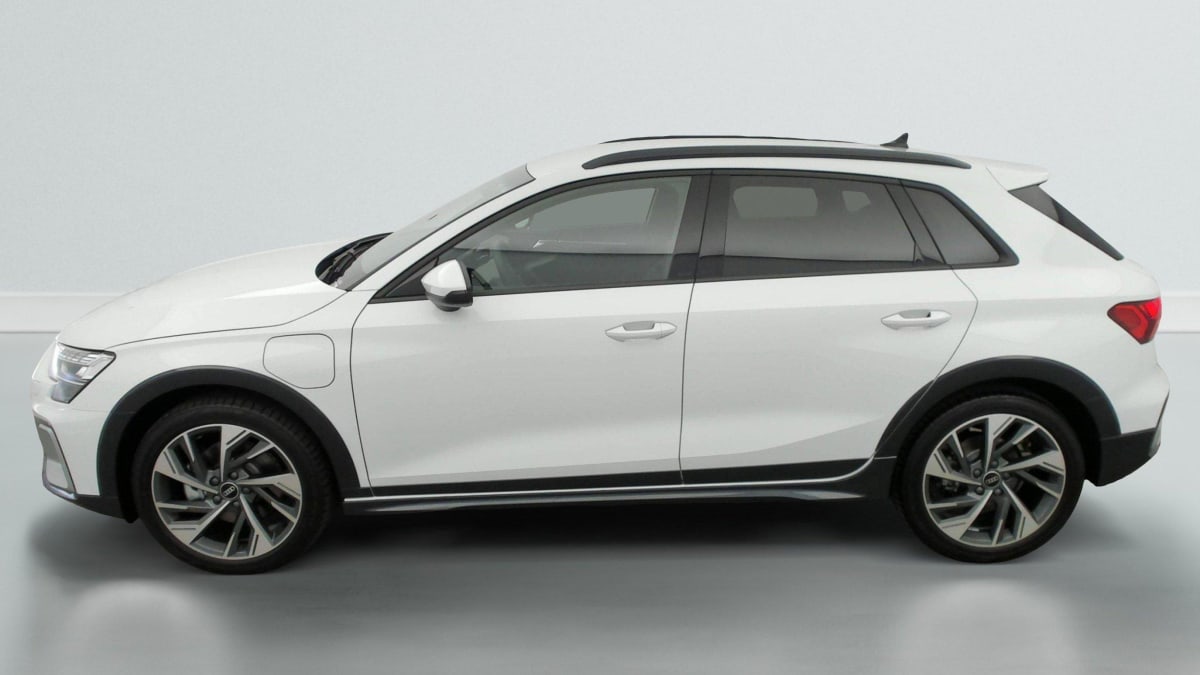 AUDI A3 ALLSTREET TFSI e Hybride rechargeable 204 S tronic 6 Design