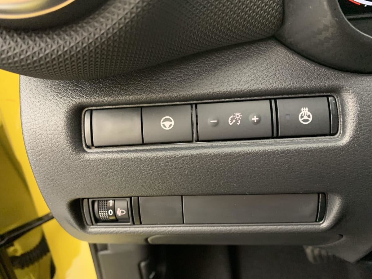 NISSAN JUKE HYBRID 143 N-CONNECTA