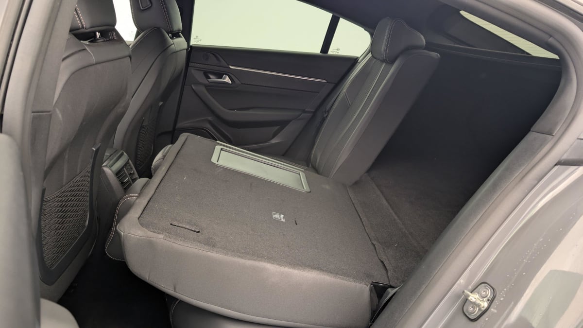 PEUGEOT 508 BlueHDi 130 ch S S EAT8 Allure