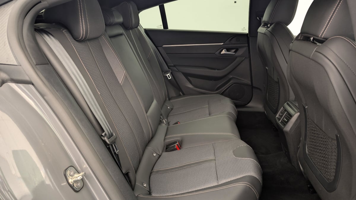 PEUGEOT 508 BlueHDi 130 ch S S EAT8 Allure