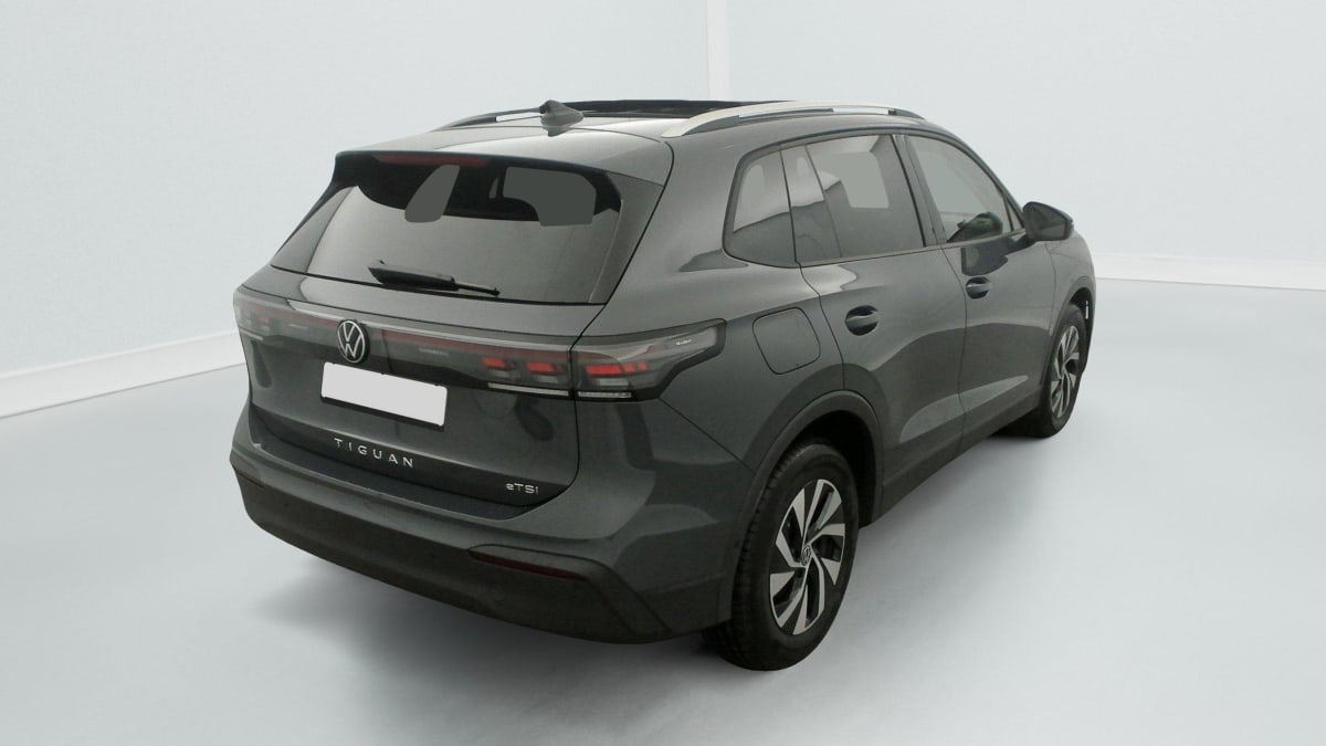 VOLKSWAGEN TIGUAN 1.5 eTSI 150CV DSG7 LIFE PLUS
