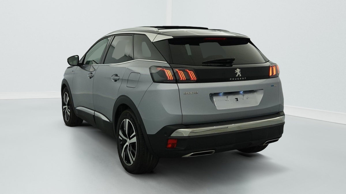 PEUGEOT 3008 Hybrid 225 e-EAT8 GT