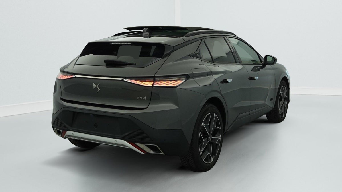 DS DS4 PureTech 130 EAT8 Cross Rivoli