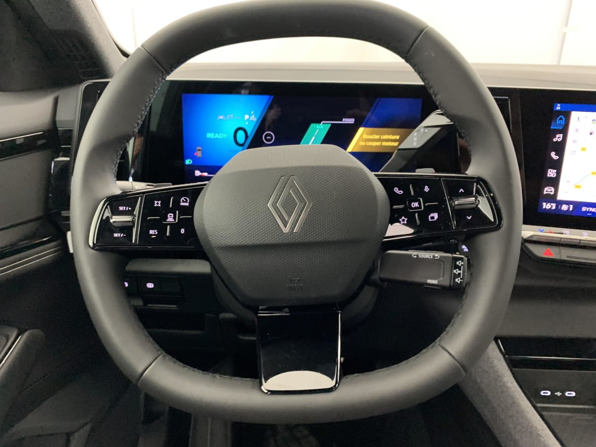 RENAULT AUSTRAL FULL HYBRID E-TECH 200 CH EVOLUTION