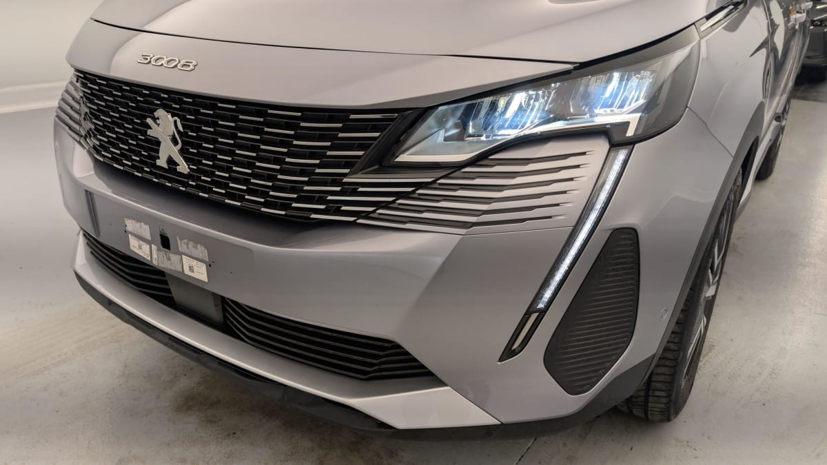 PEUGEOT 3008 Hybrid 180 e-EAT8 Allure Pack