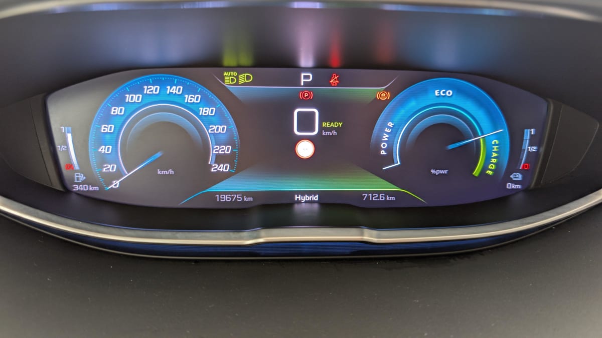 PEUGEOT 3008 Hybrid 180 e-EAT8 Allure Pack + DRIVE ASSIST PLUS + PACK CITY + JA19 + CHARGEUR 7,4 KW