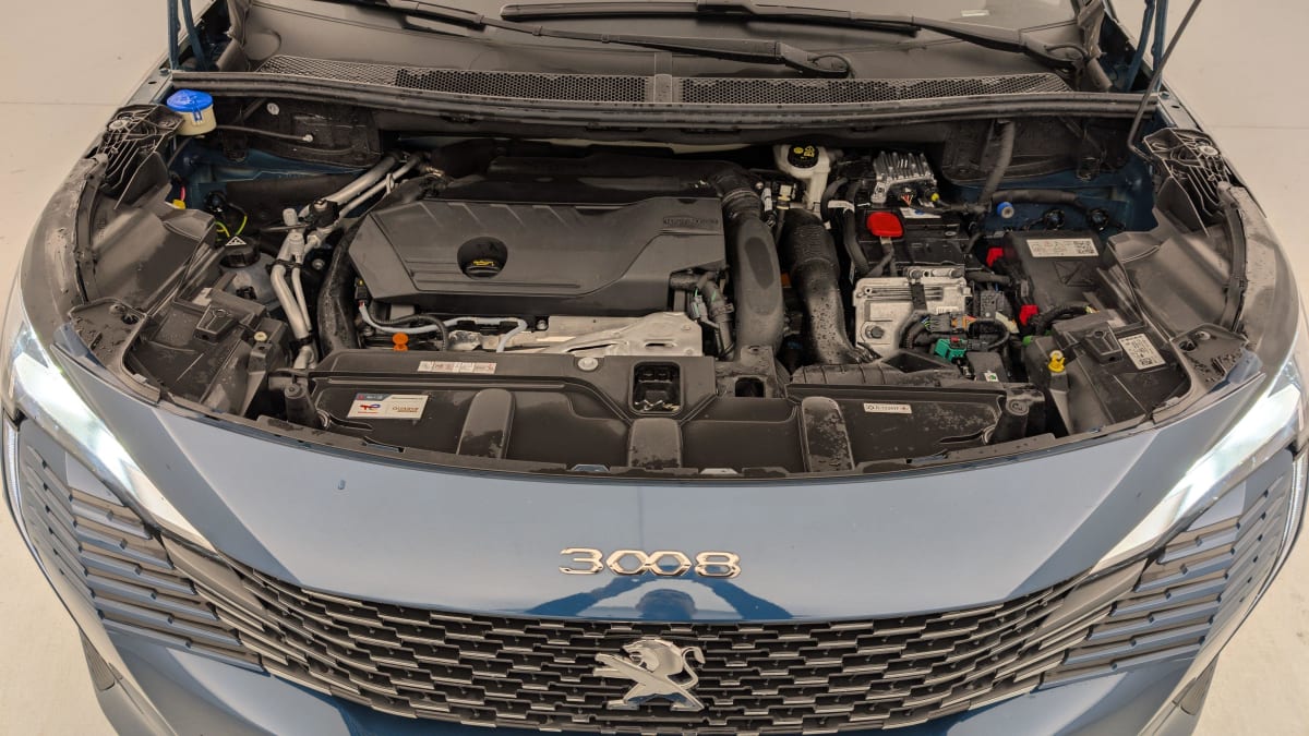 PEUGEOT 3008 Hybrid 180 e-EAT8 Allure Pack