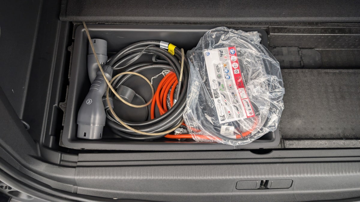 PEUGEOT 3008 Hybrid 180 e-EAT8 Allure Pack