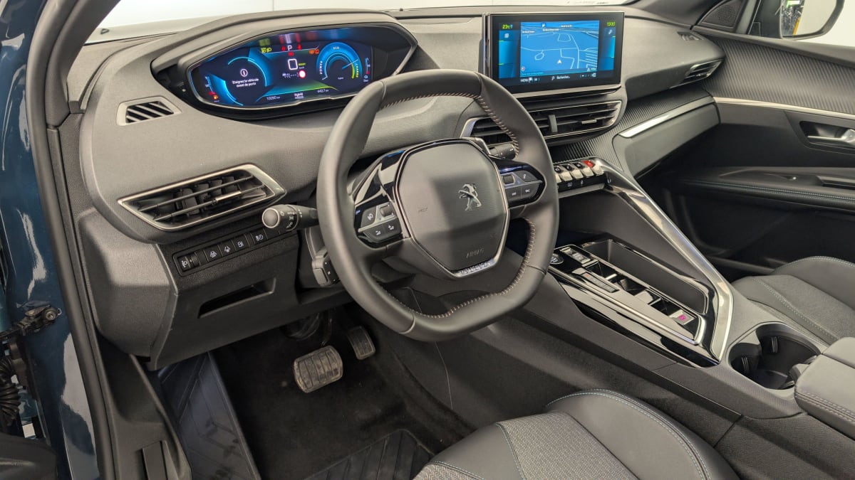 PEUGEOT 3008 Hybrid 180 e-EAT8 Allure Pack