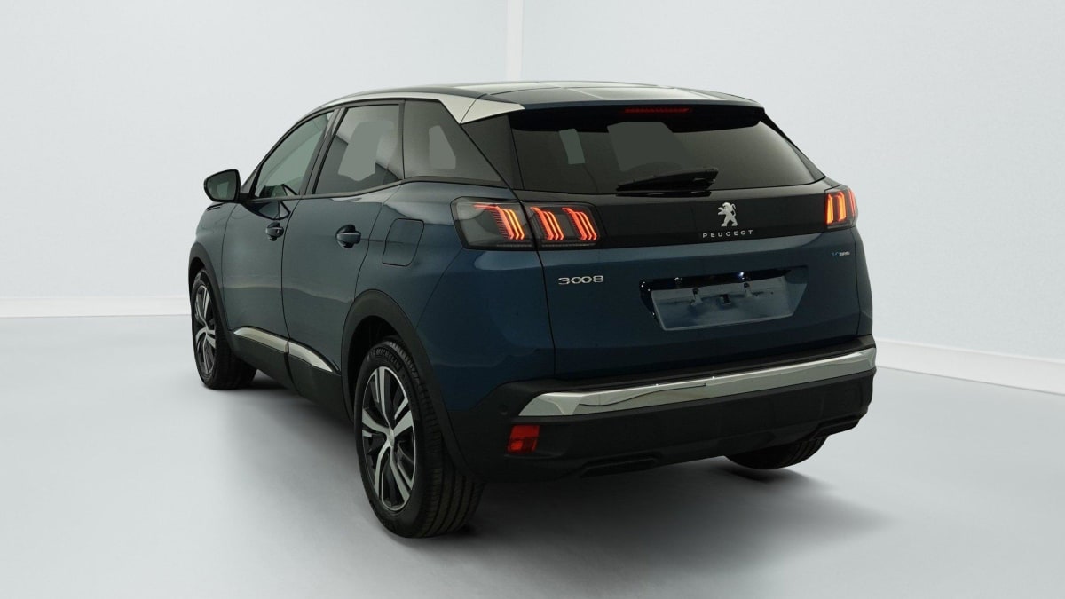 PEUGEOT 3008 Hybrid 180 e-EAT8 Allure Pack