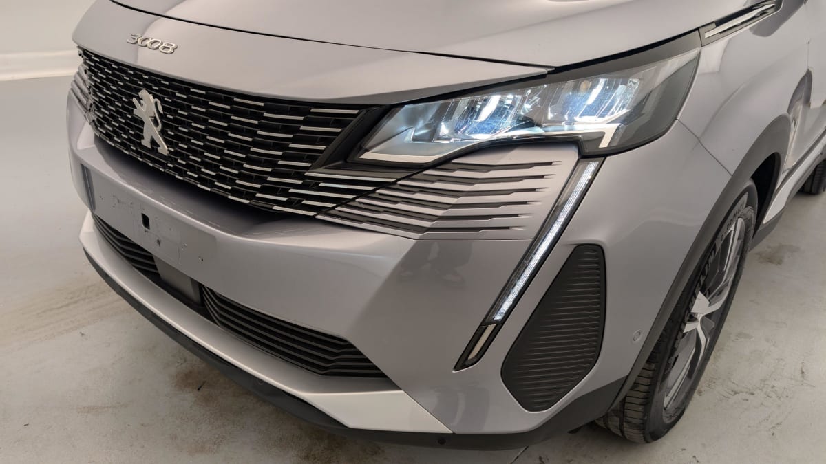 PEUGEOT 3008 Hybrid 180 e-EAT8 Allure Pack