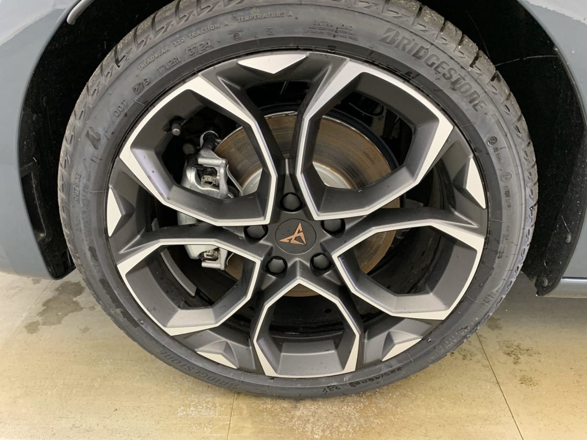 CUPRA LEON SPORTSTOURER eHybrid 204 ch DSG6 V