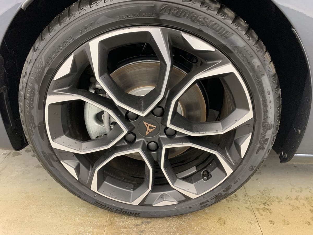 CUPRA LEON SPORTSTOURER eHybrid 204 ch DSG6 V