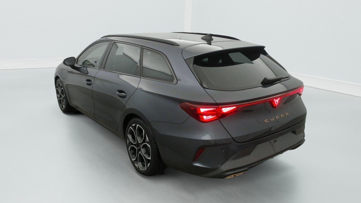 CUPRA LEON SPORTSTOURER eHybrid 204 ch DSG6 V