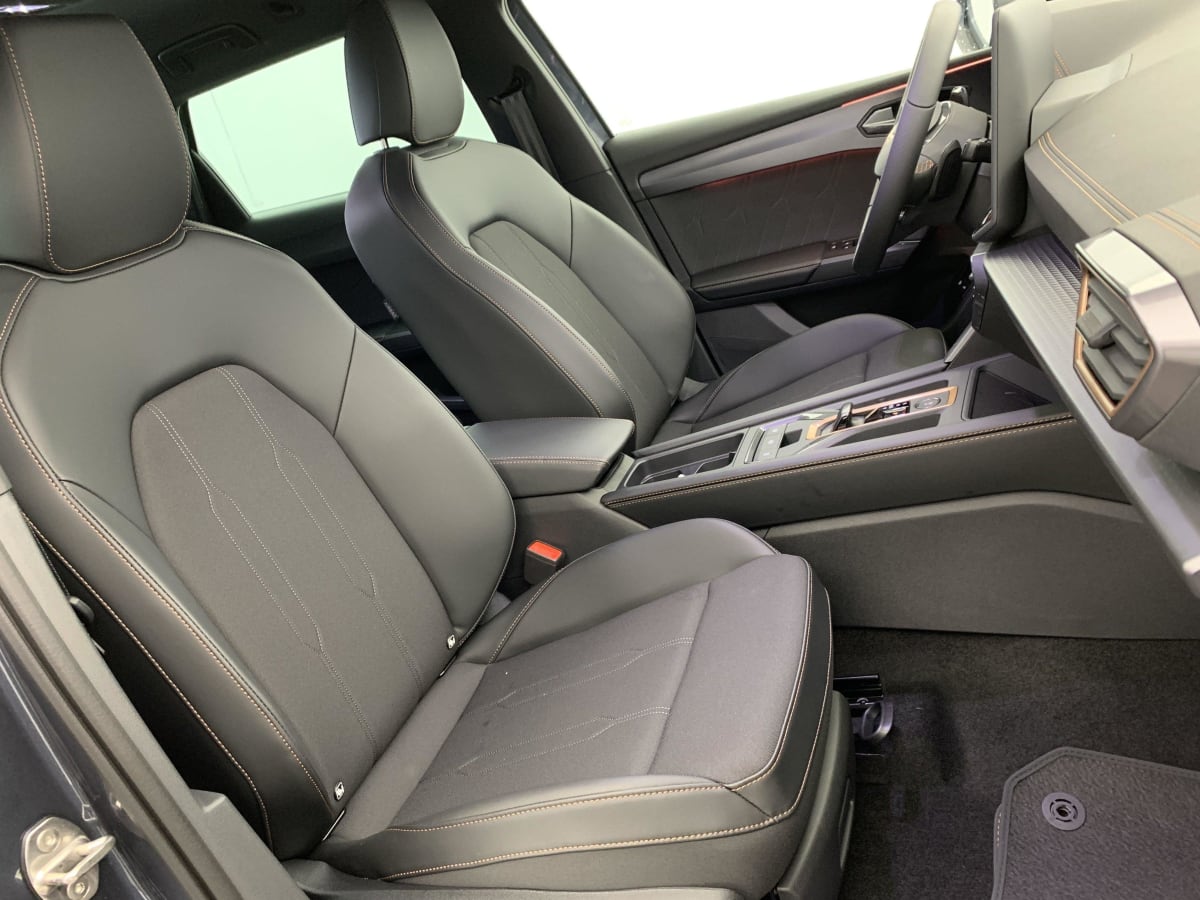 CUPRA LEON SPORTSTOURER eHybrid 204 ch DSG6 V