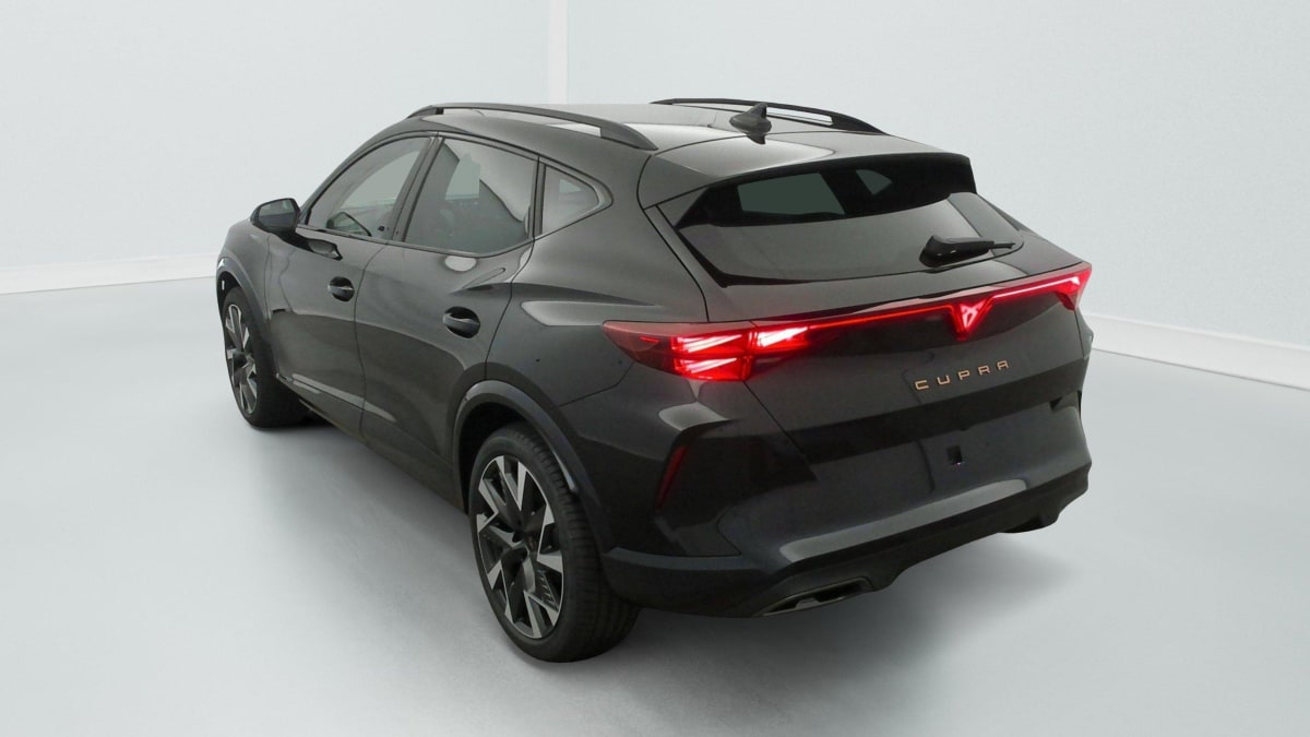 CUPRA FORMENTOR 1.5 ETSI HYBRID 150 CH DSG7 V