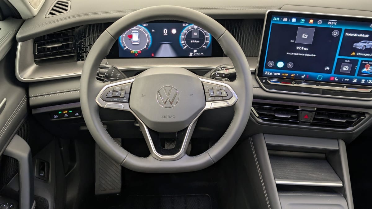 VOLKSWAGEN TAYRON 1.5 eTSI 150ch DSG7 7pl Life Plus + PACK HIVER + PACK DESIGN + PROJECTEURS LED PLUS