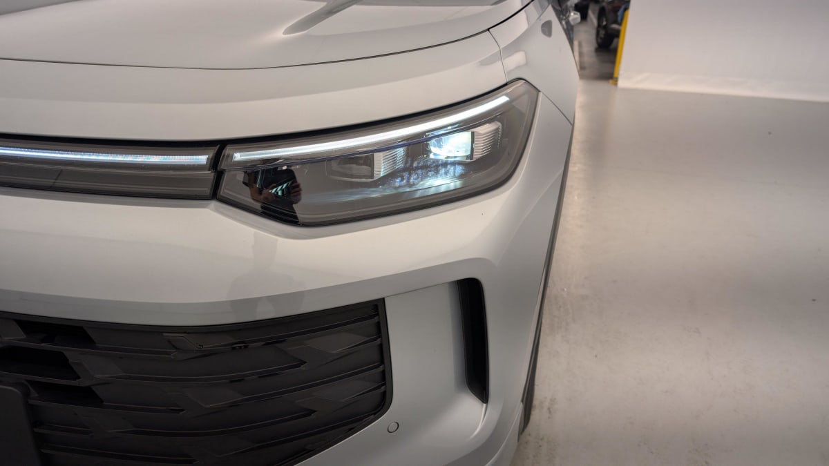 VOLKSWAGEN TAYRON 1.5 eTSI 150ch DSG7 7pl Life Plus + PACK HIVER + PACK DESIGN + PROJECTEURS LED PLUS