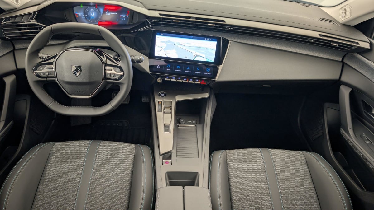 PEUGEOT 308 SW BlueHDi 130ch S S EAT8 Allure