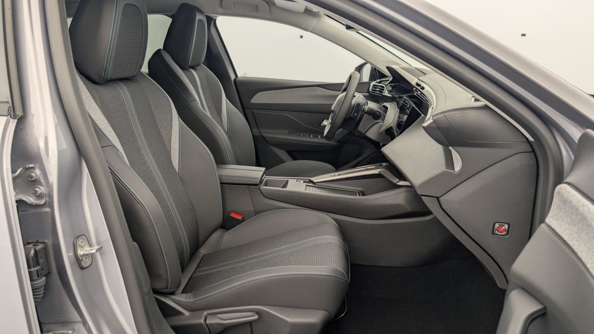 PEUGEOT 308 SW BlueHDi 130ch S S EAT8 Allure